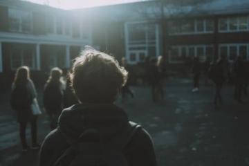 青少年学生抑郁焦虑现象增多,老师和家长如何应对?