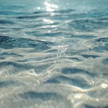 早上起床:温水vs. 凉水——揭秘科学与中医建议