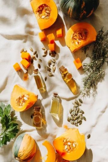 养生之道用艾草、姜、陈皮等天然食材对抗季节变化!