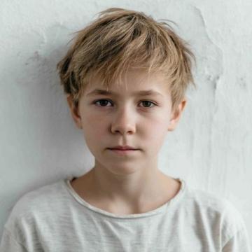 孩子易怒的原因及解决策略:缺乏父母认可的影响与对策