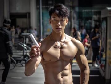 很高兴你能享受这个故事! 在这次事件中,周瑾告诉我们,即使是再健康的人也不能忽视对自身身体状况的了解和尊重.