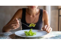 辟谷后复食第一天：如何科学恢复饮食？