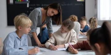 孩子的心理健康比学习成绩更重要?看完这个你会改变教育方式!