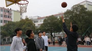 新田县举办劳动教育与心理健康教育培训活动,加强师资力量建设