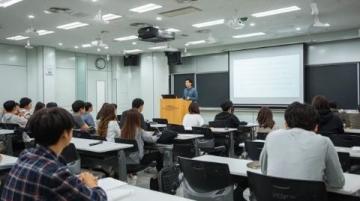 新城镇开展心理健康专题培训讲座(心理健康专题培训讲座主题)