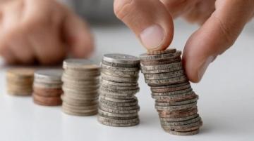 如何平衡一生中的金钱与健康?