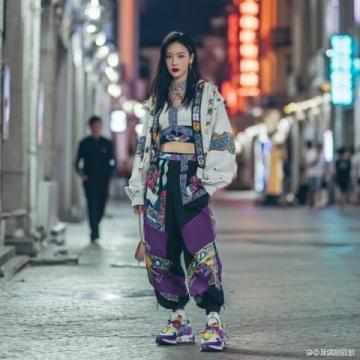 年轻人追捧中式养生水，朋克养生新潮流