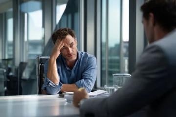 男老板因健康危机辞职背后的惊人真相