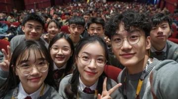 河北中小学生心理健康报告：初小高年级问题集中，地区性别差异显著