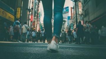 日行万步是养生还是伤膝盖(日行万步是养生还是伤膝盖?健康普及专家胡大一亲身试验20)