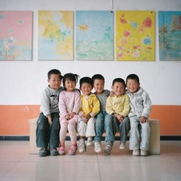 金安区东桥希望小学安全教育活动精彩收官，助推学生健康成长