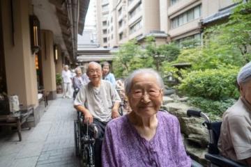 与中老年人谈谈养生延寿的四个关键