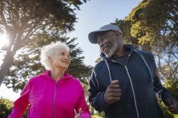 我的老友,70岁了,我有一个健康、快乐的秘密想与你分享