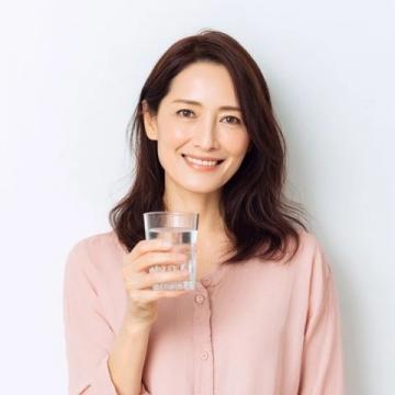 老中医建议夏季，一定要多补"津液"，而不是只喝水！