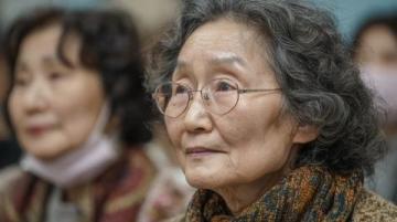 打破常规!老年人上班、中年人进修、年轻人养老?
