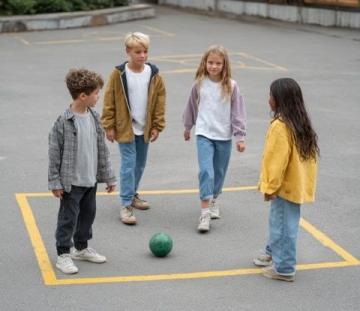 幼儿园中班体育游戏教案