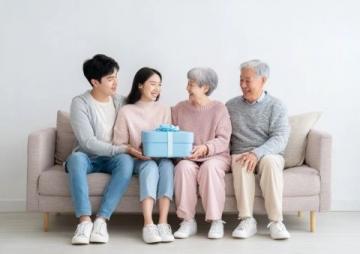 父母年迈最需要什么：归属感和被尊重的重要性