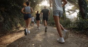 慢跑的好处：提升心血管健康、减压增效、管理体重与增强耐力