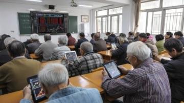 本周日上午,我来到宜昌市中医医院看专家。
