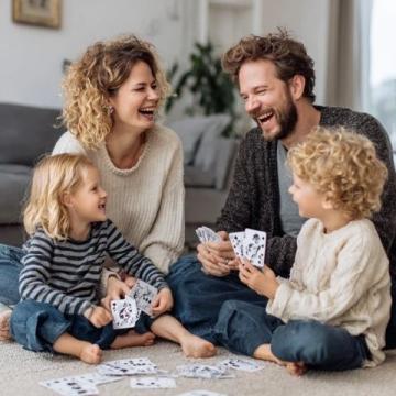 想知道家庭氛围如何影响孩子的心理健康吗?育儿专家有话说,赶紧来听听!