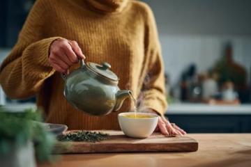 春天里的养生茶:五款应季茶方助你顺应天时