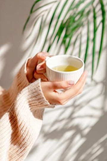 春天里的养生茶:五款应季茶方助你顺应天时