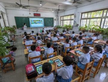 上海签署合作协议：促进儿童青少年心理健康教育新阶段