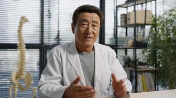 中医靳哥十指禅治愈胃痛背后的秘密让人震惊