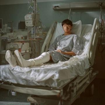 凌晨1点，广州独居女生花椒泡脚泡进医院，边掐人中边喊救命，是养生还是伤身？
