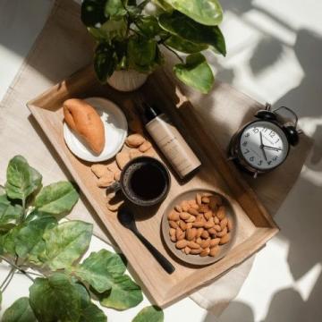 秋季养生指南:滋阴润燥早睡早起保健康