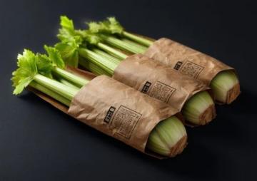 西芹拌核桃仁：清新爽口的养生轻食佳品