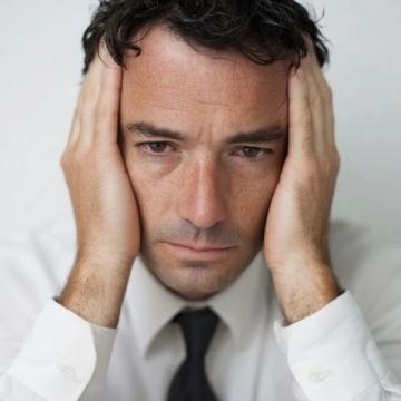 男老板因健康危机辞职背后的惊人真相