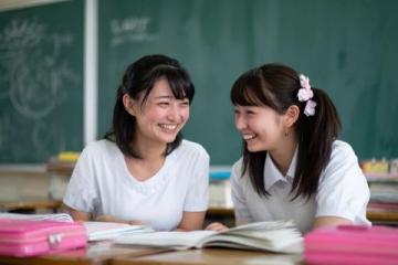 近年来,为促进学生身心健康发展和落实双减政策