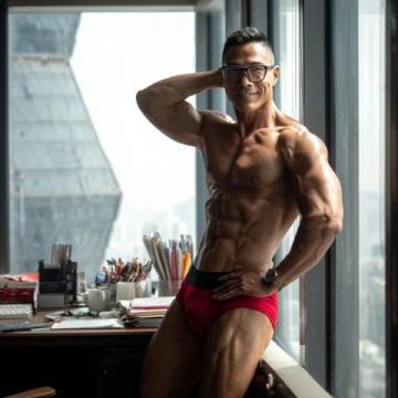 90后小伙坚持中医养生三年，身体惊人的改变令专家赞叹