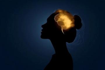 女性心理亚健康的主要表现在以下几个方面：情绪、认知、行为和生理方面。