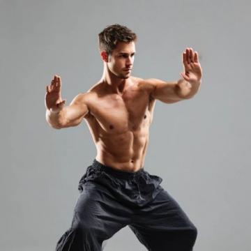 中医运动养生:太极拳、八段锦、五禽戏、易筋经、六字诀等5招助您健康平衡