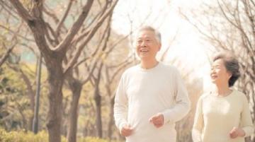 现在的中老年人也开始讲究养生竞争了?