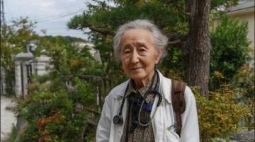 五十四载养生理,岁月从容心自定