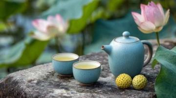 菊花茶真的清热解毒吗？上海老先生的亲身试验告诉你真相