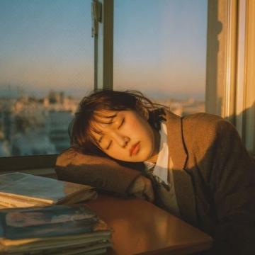 关注高一女生心理健康比学业更关键