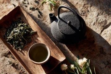 如何制作传统烤罐罐茶：步骤详解与文化背景