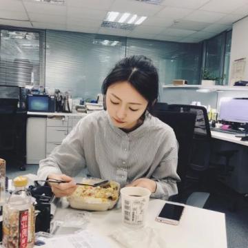 快乐是最好的养生，你认可吗不知不觉我喜欢上了在头条写文章！我的作息都稳定了