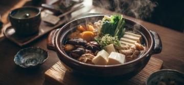 滋补养生的香菇老鸡汤