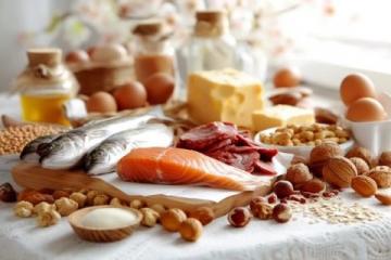 营养均衡、清淡饮食祛湿健脾