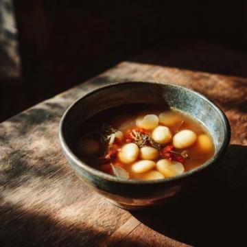 山药玉米排骨汤营养丰富,暖胃又养生的家庭佳品