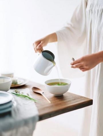 十大广式养生汤谱：中老年人健康首选食谱