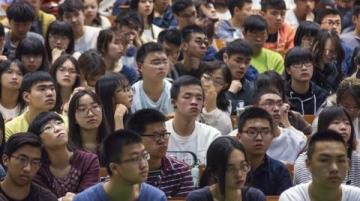 宣化镇举办幼儿心理健康讲座:专家解析成长规律与家长互动策略