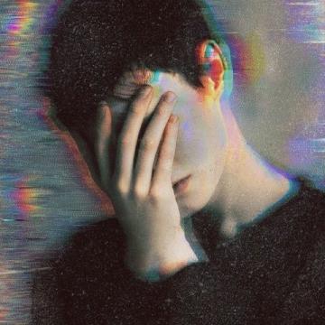 当代大学生心理健康亮红灯:压力与困境背后的深层原因分析
