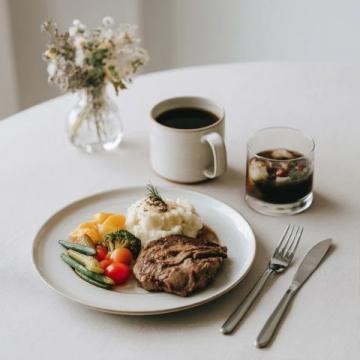 何时何人需清淡饮食以养身？