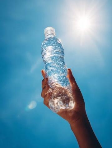 夏日健康指南:如何应对炎热天气